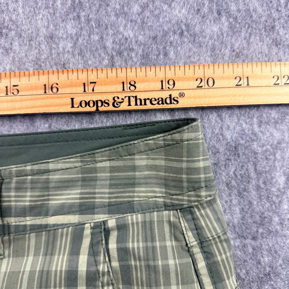 Columbia Omni-Wick Green Plaid Cargo Shorts Mens 40 Hiking Outdoor AM4083 - Picture 2 of 12